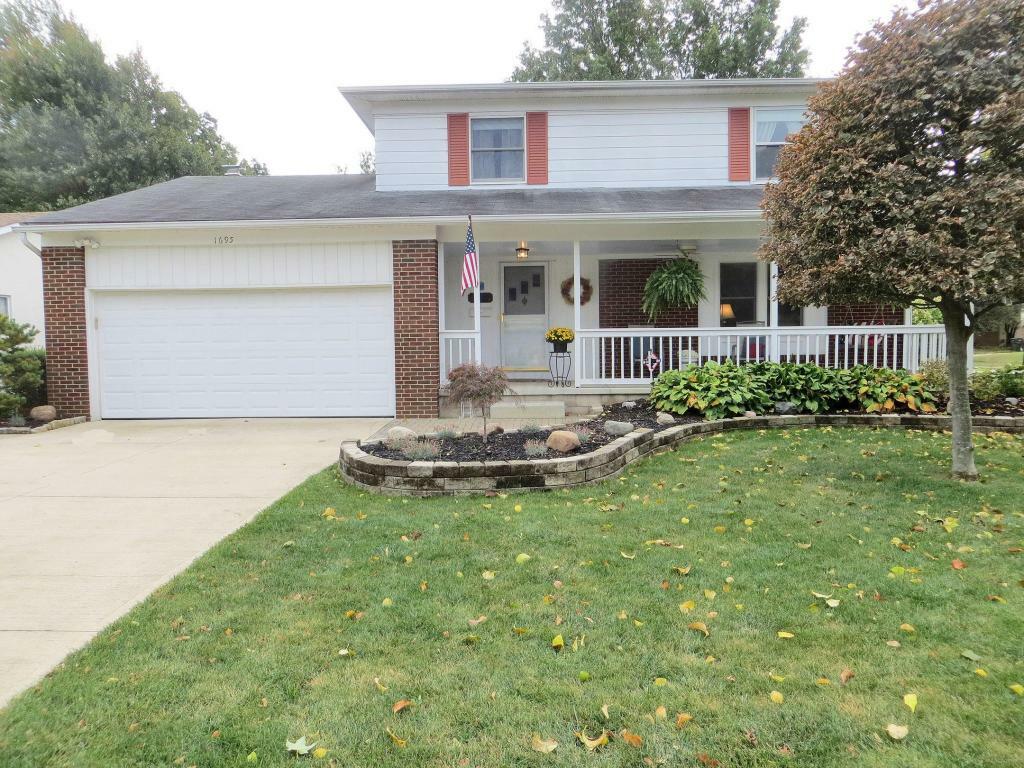 Property Photo:  1695 Ivyhill N Loop  OH 43229 