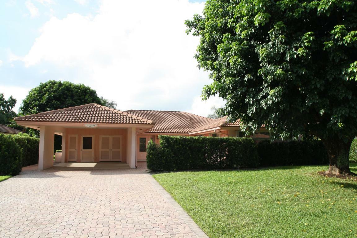 Property Photo: 4372 Waxwing Court FL 33436