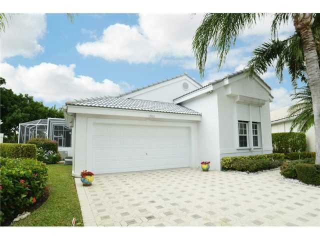 Property Photo:  11903 Pebble Bend Court  FL 33437 