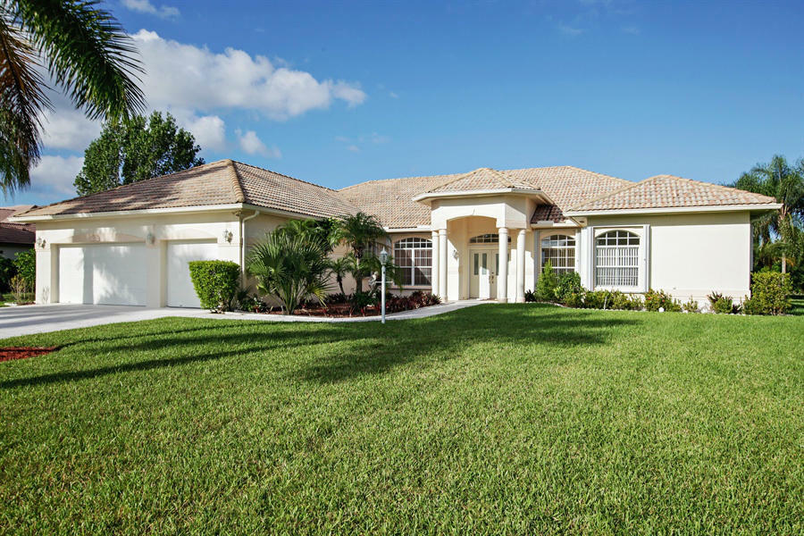 Property Photo:  8799 Marlamoor Lane  FL 33412 