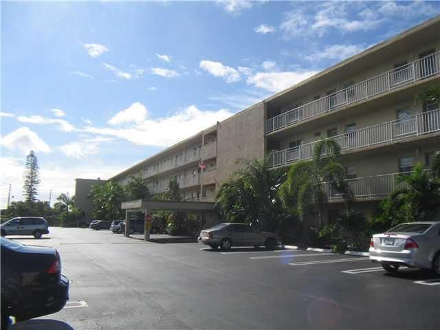 Property Photo:  330 26th 417  FL 33435 