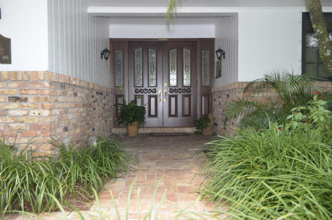 Property Photo:  3453 Pine Haven Circle  FL 33431 