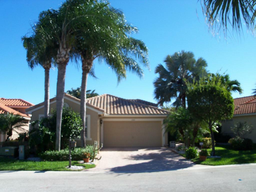 Property Photo:  11568 Augustus Drive  FL 33437 