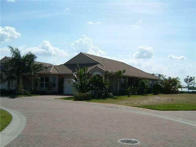 Property Photo: 1824 Wildcat FL 34949