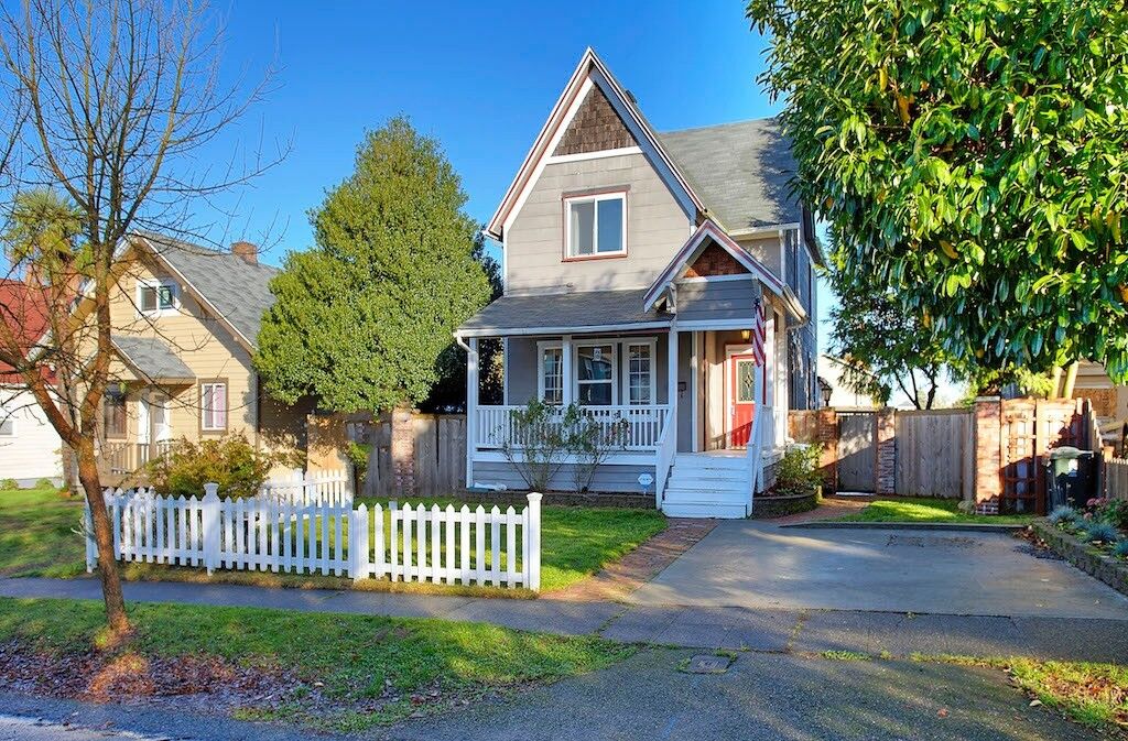 Property Photo: 2907 S 8th St WA 98405