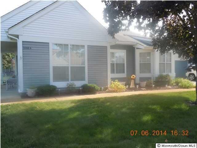 Property Photo:  1096 Canterbury Drive  NJ 08759 