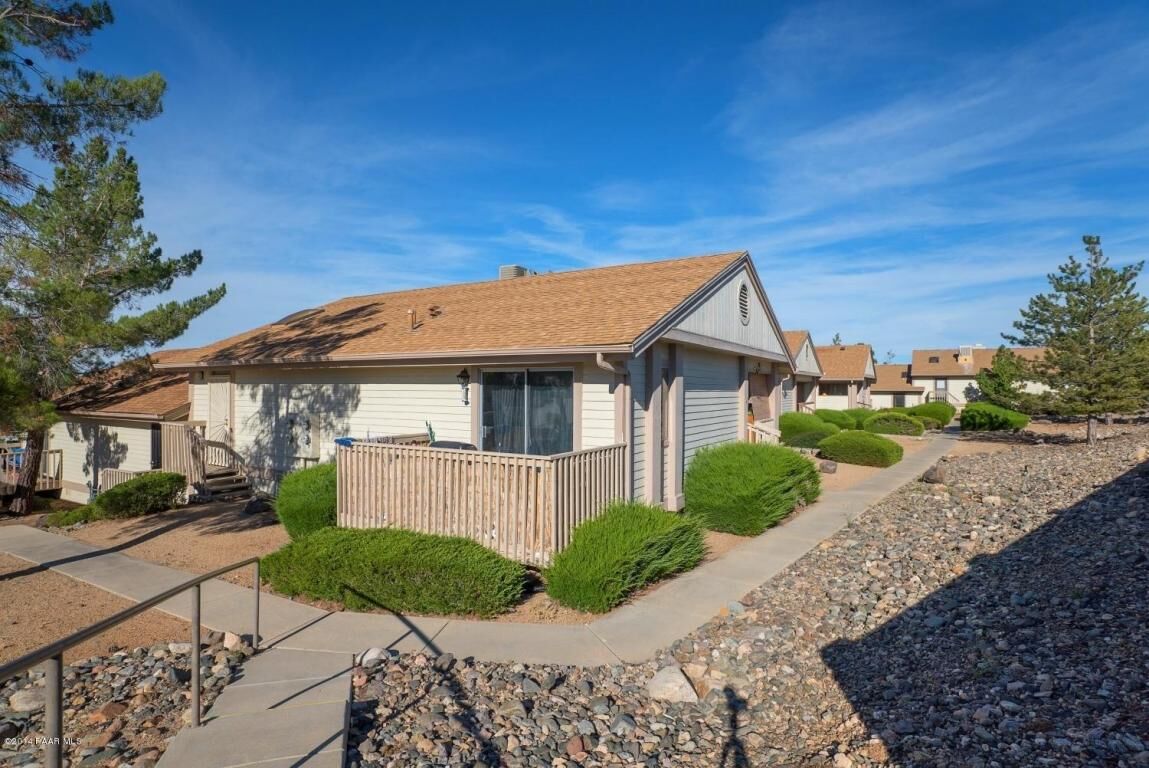 Property Photo:  3089 Shoshone Place 6E  AZ 86301 