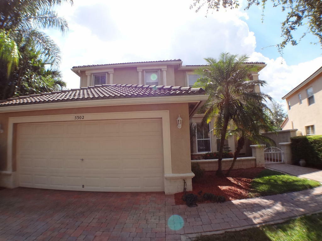 Property Photo:  5302 Victoria Circle  FL 33409 