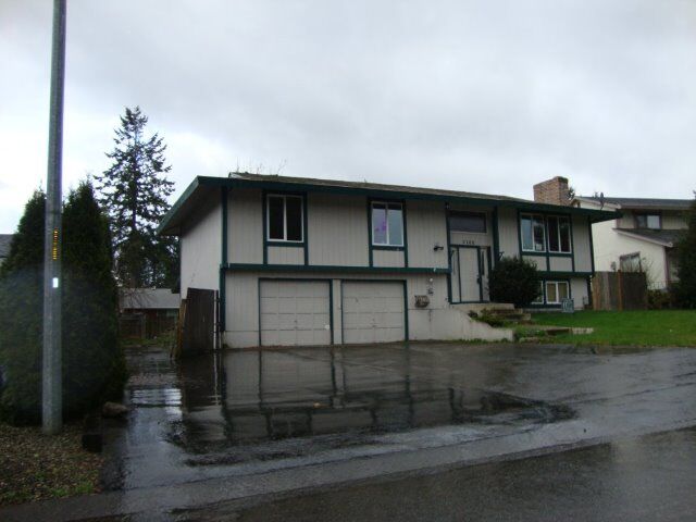 Property Photo: 3100 SE Pierson St WA 98366