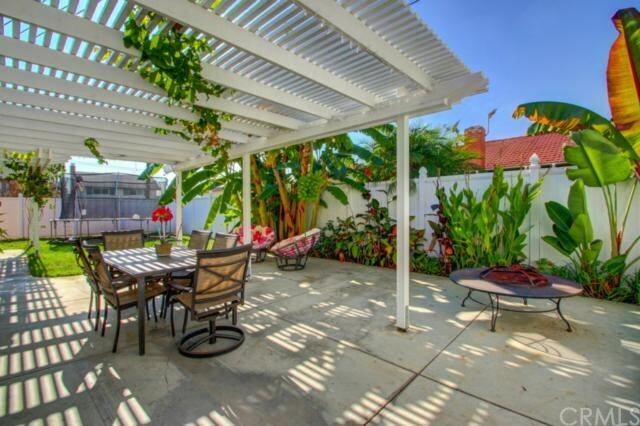 Property Photo: 2101 Earnshaw Drive CA 92870