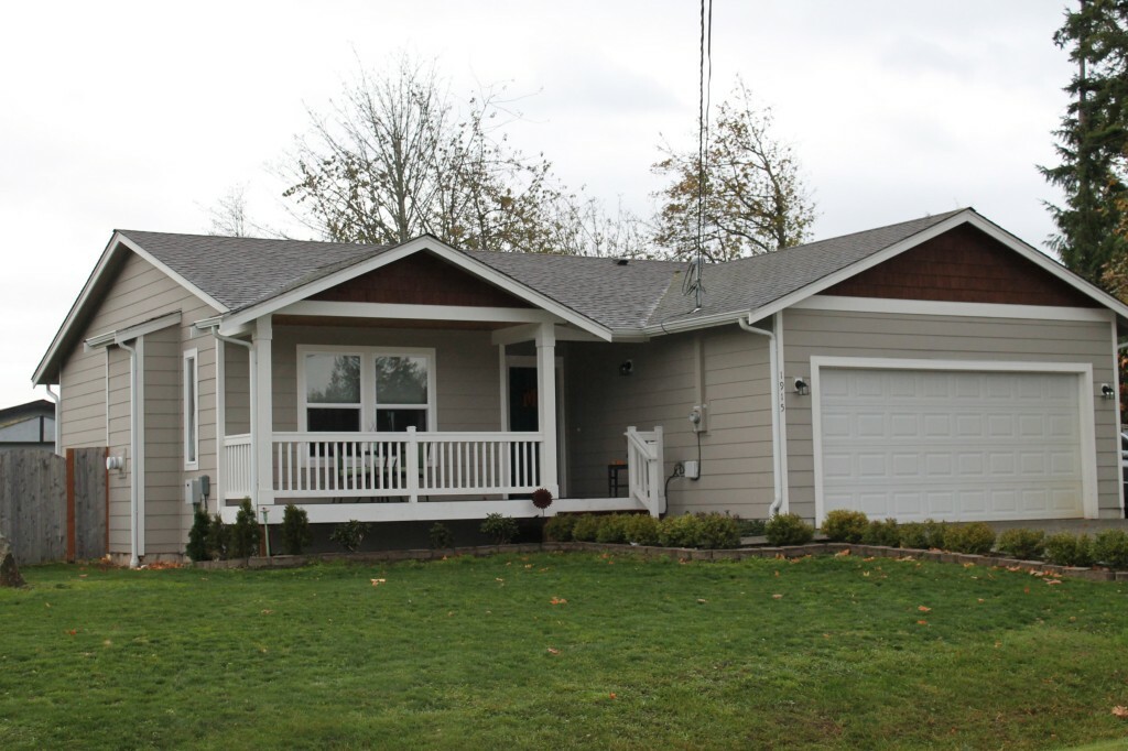 Property Photo:  1915 Elhardt St  WA 98282 