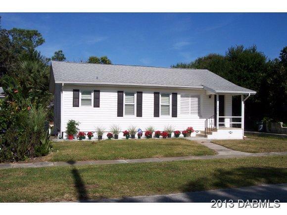 Property Photo: 245 Morningside Avenue FL 32118