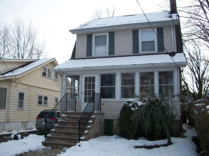 Property Photo:  7 Kenwood Ave  NJ 07044 