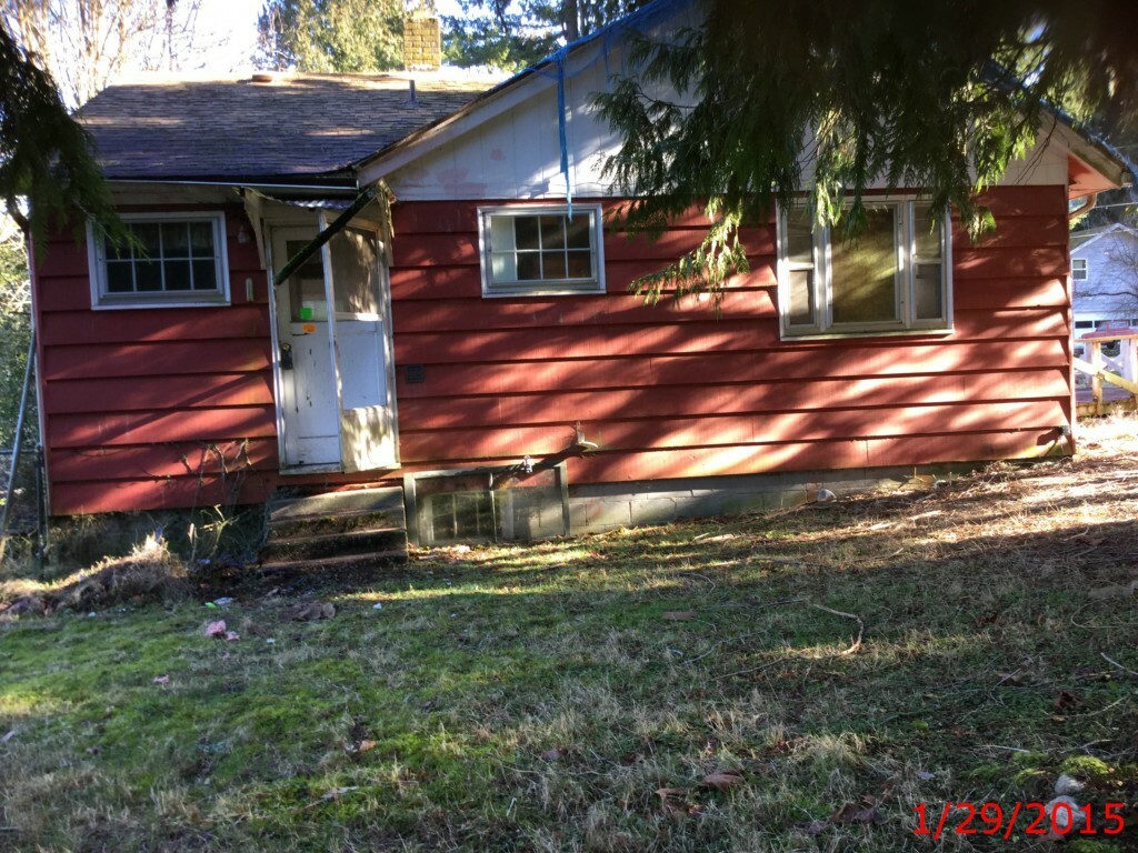 Property Photo:  1227 Lakeview St  WA 98229 