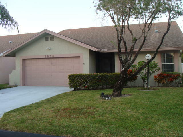 Property Photo:  3938 Dafilee Circle  FL 33417 