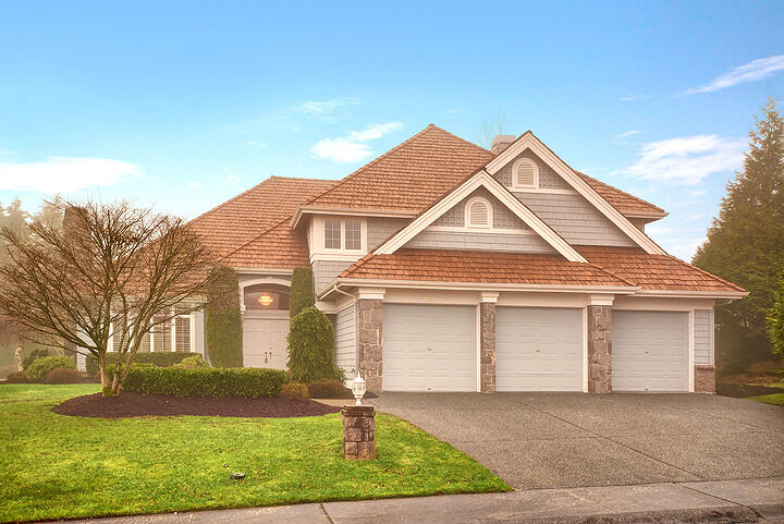 Property Photo:  1565 267th Place SE  WA 98075 