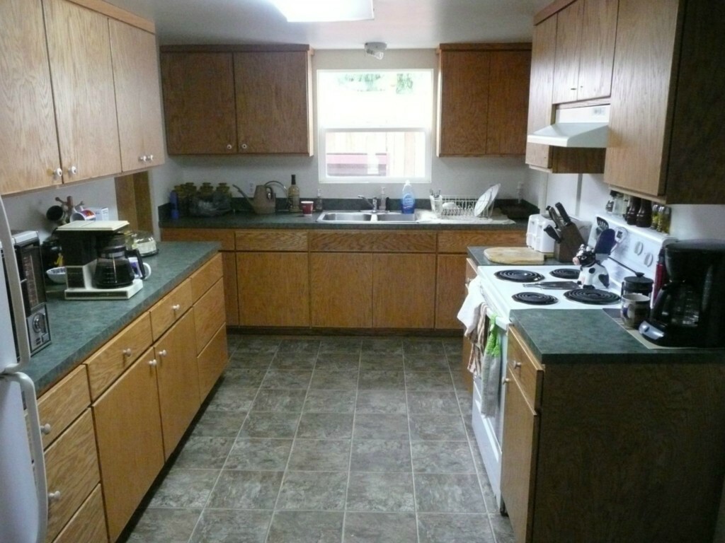 Property Photo:  2311 19th St  WA 98201 