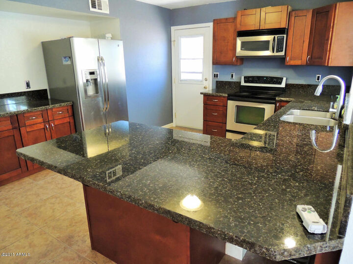 Property Photo: 2218 E Evergreen Street AZ 85213