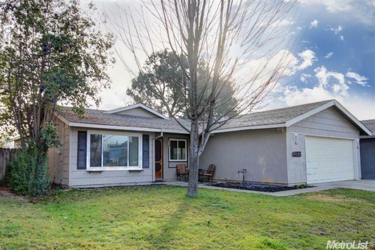 Property Photo:  4221 Rose Valley Way  CA 95826 