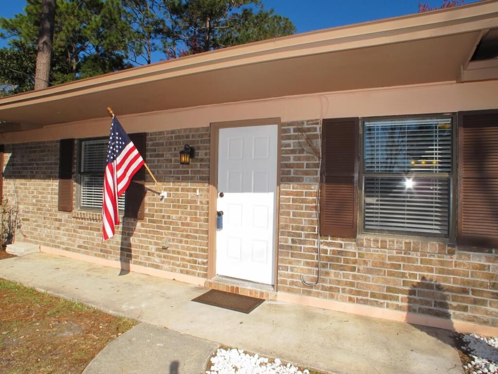 Property Photo:  5139 110th Street  FL 32244 