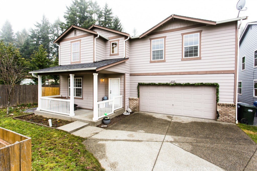 Property Photo: 6729 159th St E WA 98375