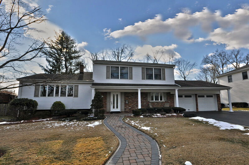 Property Photo: 10 Furman Dr NJ 07470