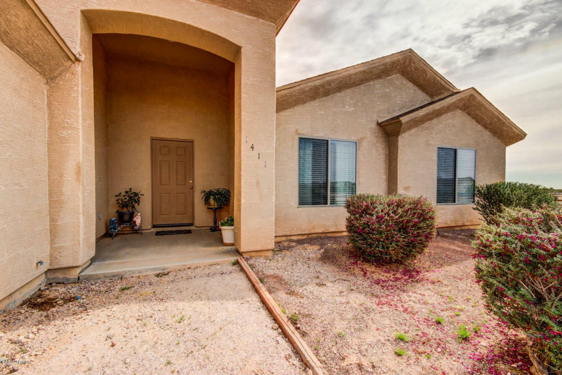 Property Photo:  1411 S 369th Lane  AZ 85354 