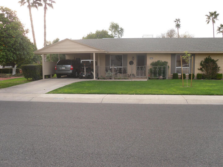 Property Photo: 10454 W Prairie Hills Circle AZ 85351