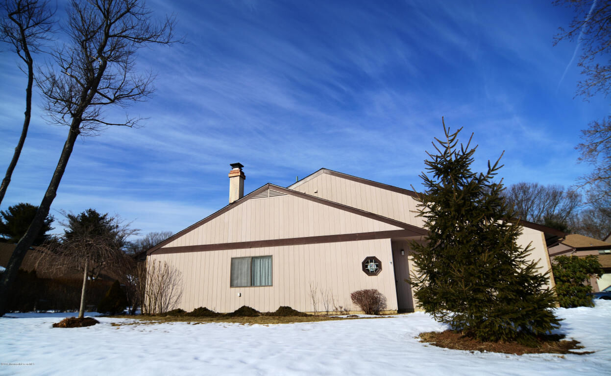 Property Photo:  2 Augusta Court  NJ 07748 