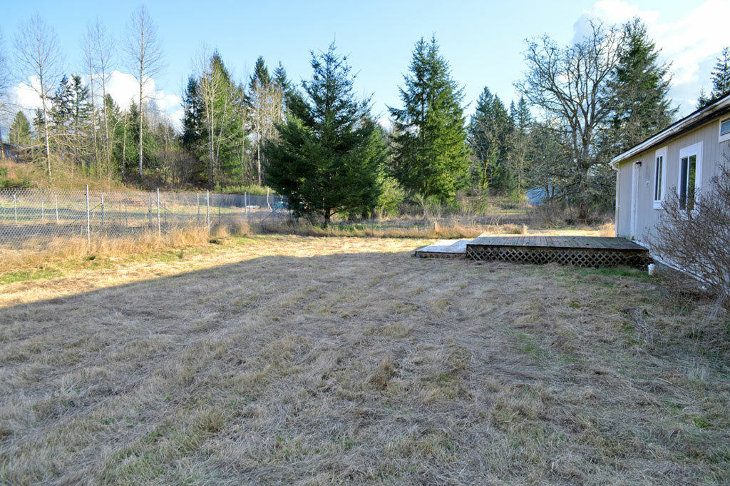 Property Photo:  22511 49th Ave E  WA 98387 