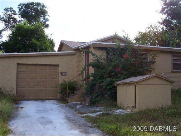 905 Redwood Street  Daytona Beach FL 32117 photo