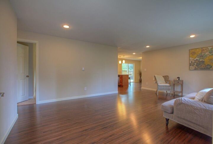 Property Photo: 24920 237th Ave SE WA 98038