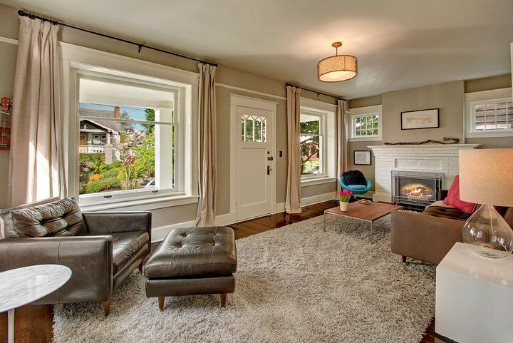 Property Photo:  3220 35th Ave S  WA 98144 