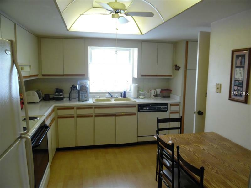 Property Photo:  1684 S Lake Avenue 1  FL 33756 