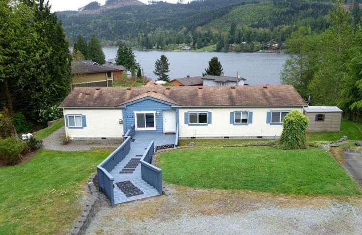 18664 Four Jay Lane  Mount Vernon WA 98274 photo