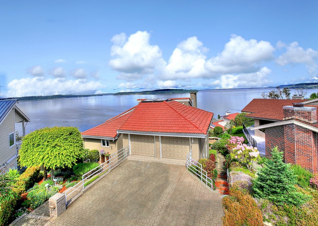 Property Photo: 42 Leschi Drive WA 98388