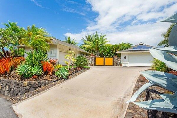 Property Photo:  75-109 Halahua Pl  HI 96740 