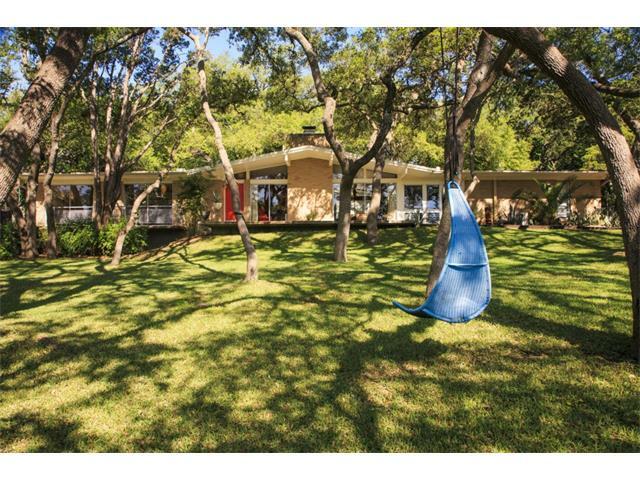 Property Photo:  204 McConnell Drive  TX 78746 