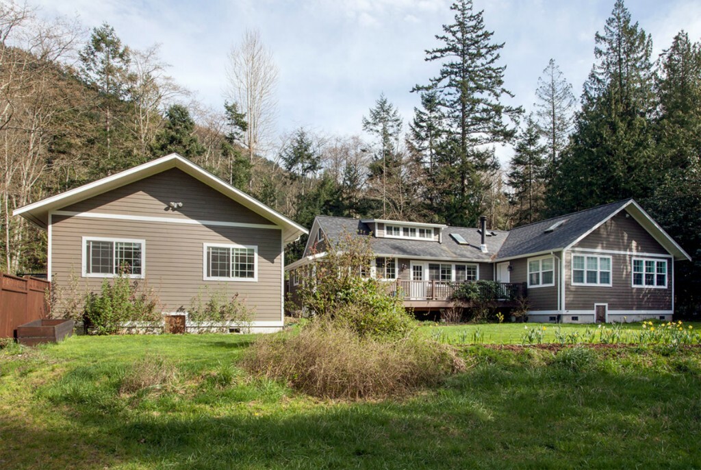 Property Photo:  761 Chuckanut Dr  WA 98229 