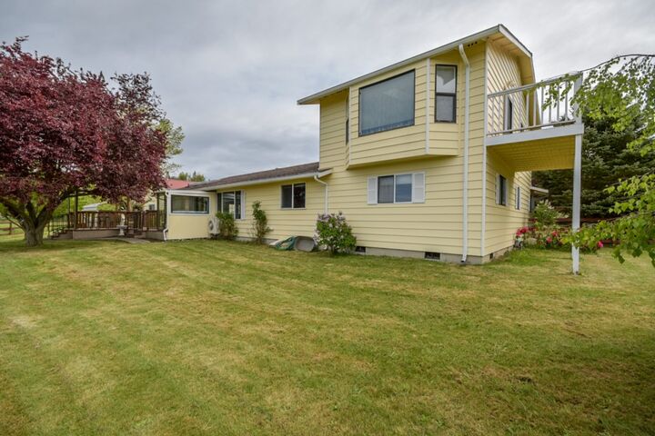 Property Photo:  3225 Snowflake Rd  WA 98277 