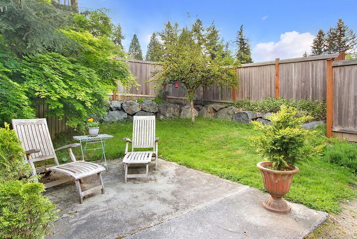Property Photo: 19918 Filbert Dr WA 98012
