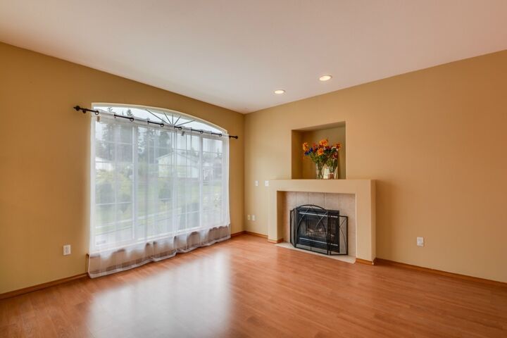 Property Photo:  18920 21st Ave W  WA 98036 