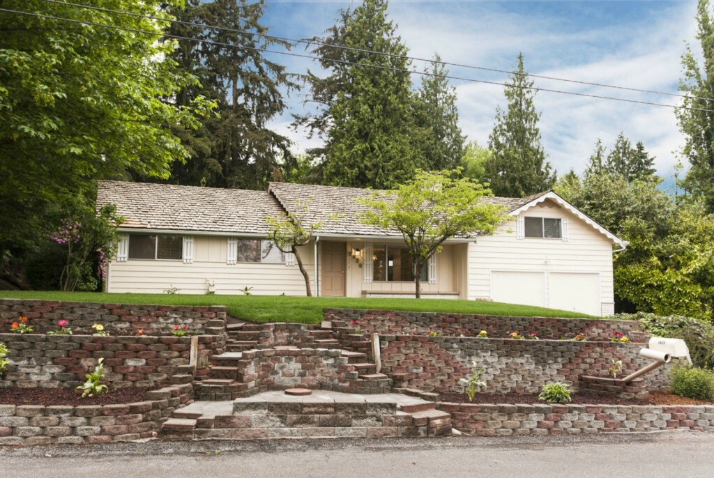 Property Photo: 7625 113th St E WA 98373