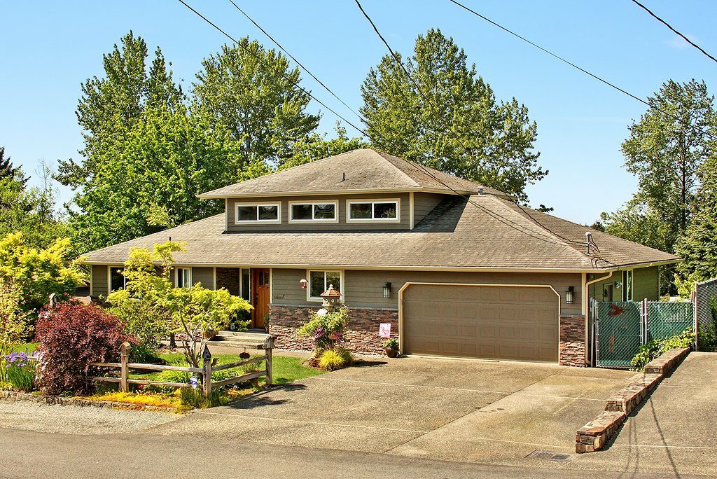 Property Photo:  29725 111th Ave SE  WA 98092 