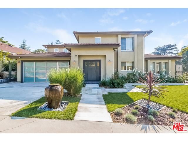 Property Photo:  5280 Los Adornos Way  CA 90027 
