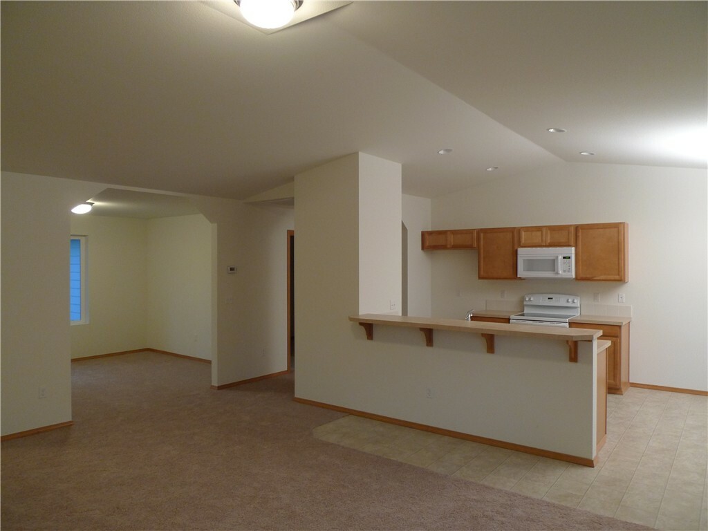 Property Photo:  237 E Heights Place N  WA 98528 