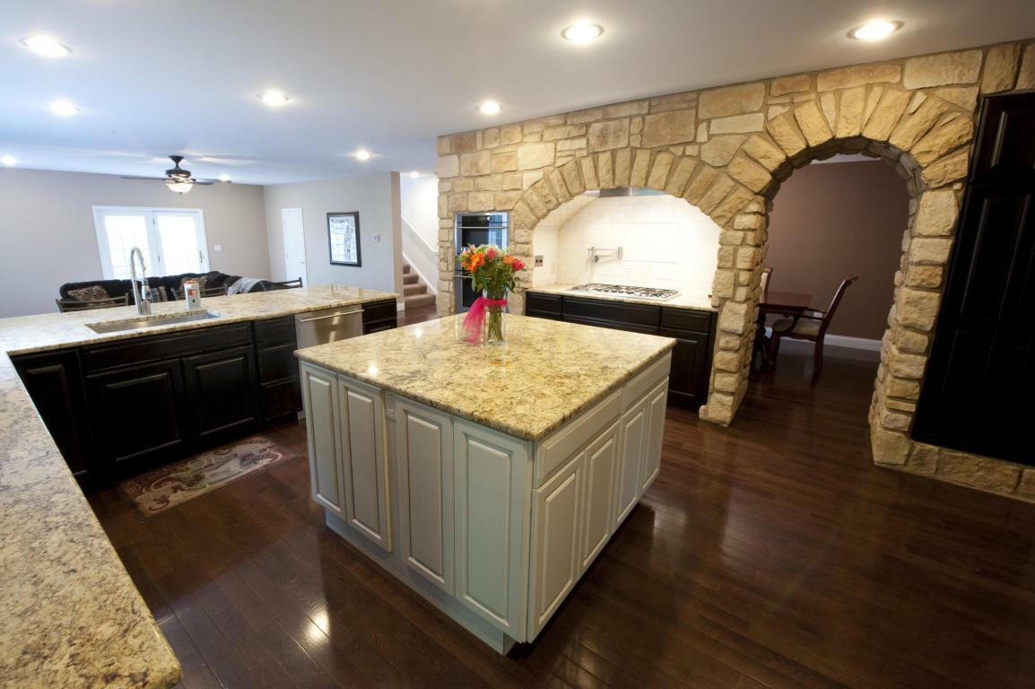 Property Photo: 1620 Berkshire Road OH 43221