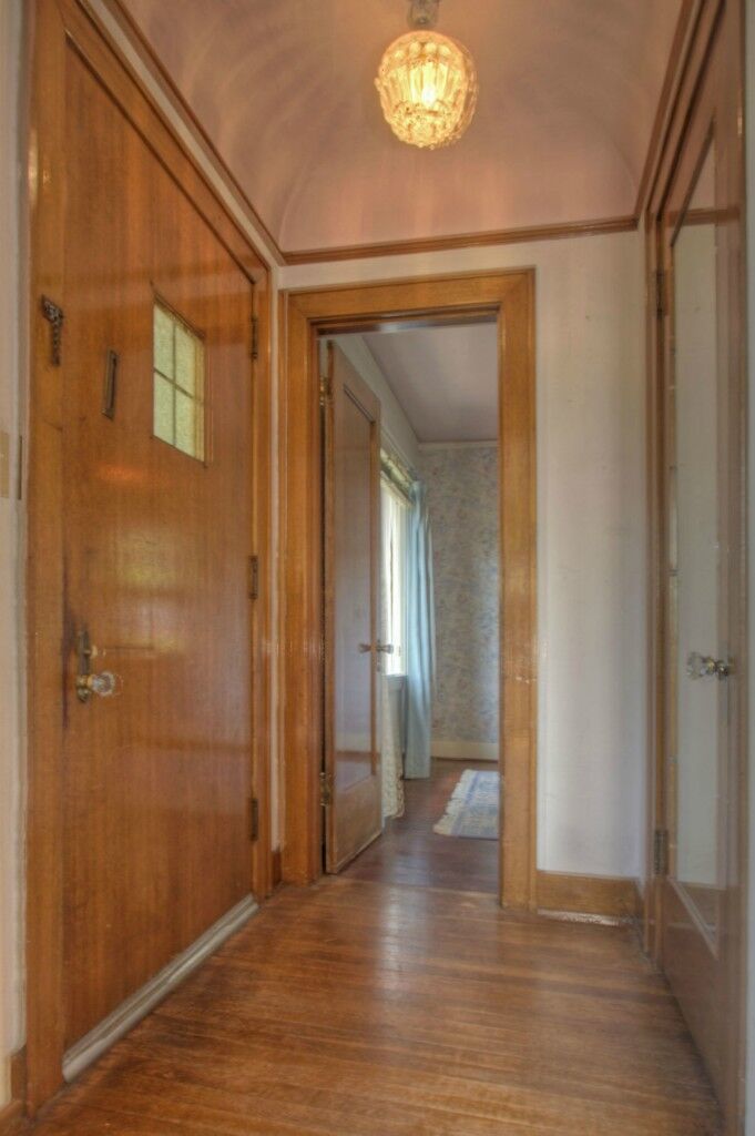 Property Photo: 7006 14th Ave NE WA 98115