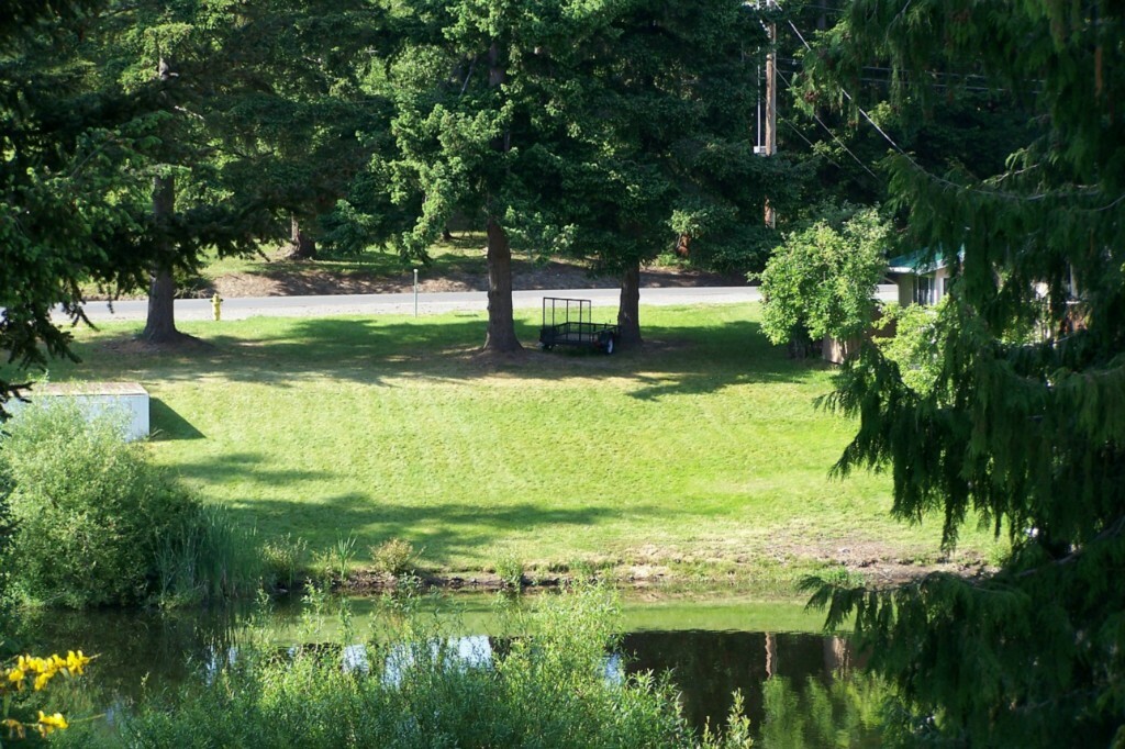 Property Photo: 1111 Loch Lane WA 98282