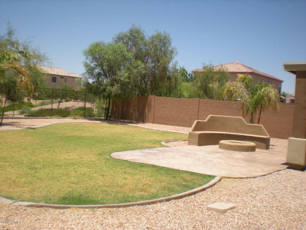 Property Photo:  8964 S Parkside Lane E  AZ 85326 